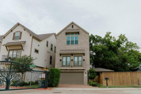 Enjoy work or play 10 minutes from downtown